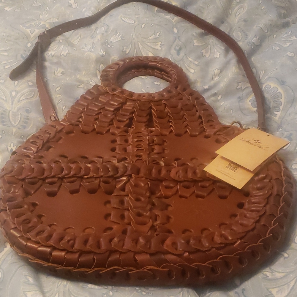 NWT  Patricia Nash Chain Link Collection Crossbody